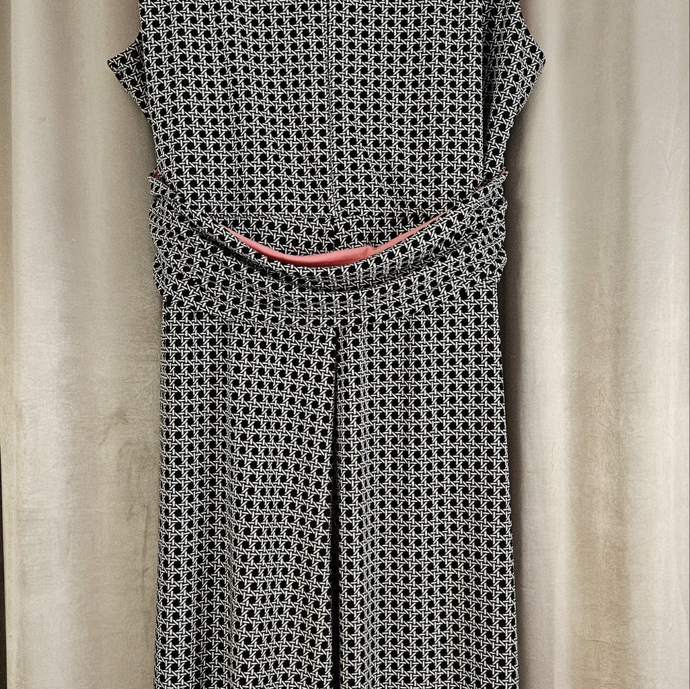 NWOT Lands End Black Whote Geometric Fit & Flare Faux Wrap Dress Womens Large - Picture 8 of 8